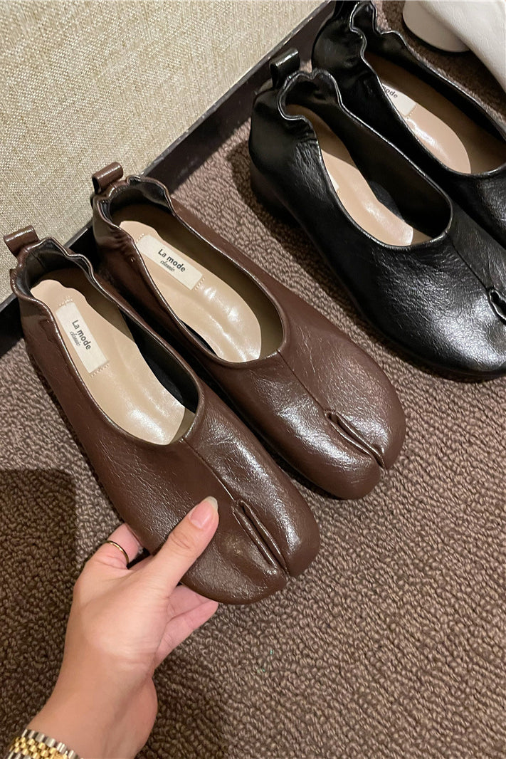 Tabi Pumps - UK 5 - CLEARANCE SALE 30% OFF - SHIPS TO THE UK ONLY