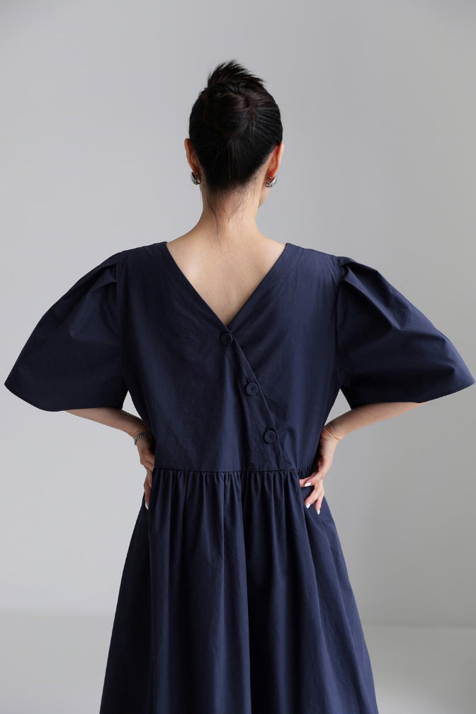 Square-collar V-neck Reversible Loose-fit Dress