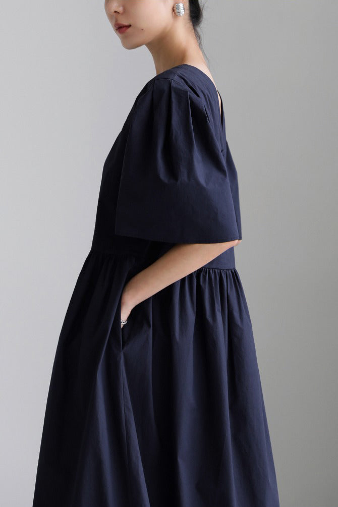Square-collar V-neck Reversible Loose-fit Dress
