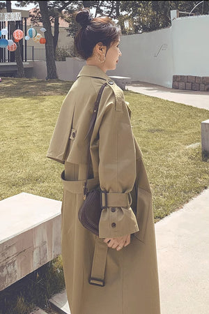 Classic Double-breasted Trench Coat in Khaki