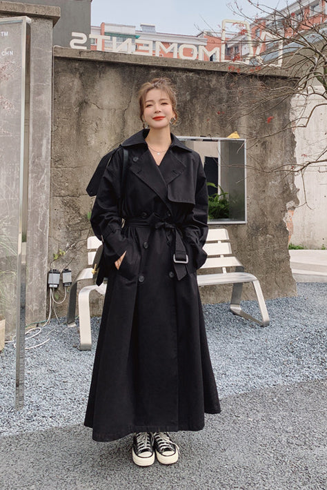 Double-breasted Trench Coat in Black