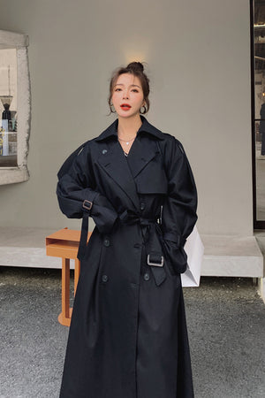 Double-breasted Trench Coat in Black