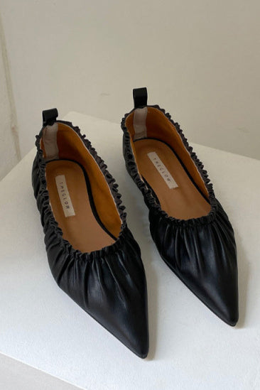 Pointy-toe Ruched Flats