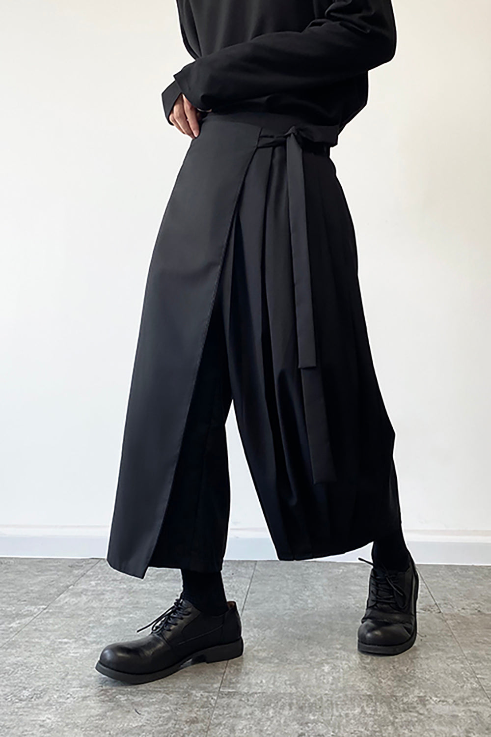 Yamamoto-style Layered Asymmetric Skirt-Pants – Dumy Mun