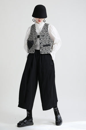 Pleated Cropped Pants